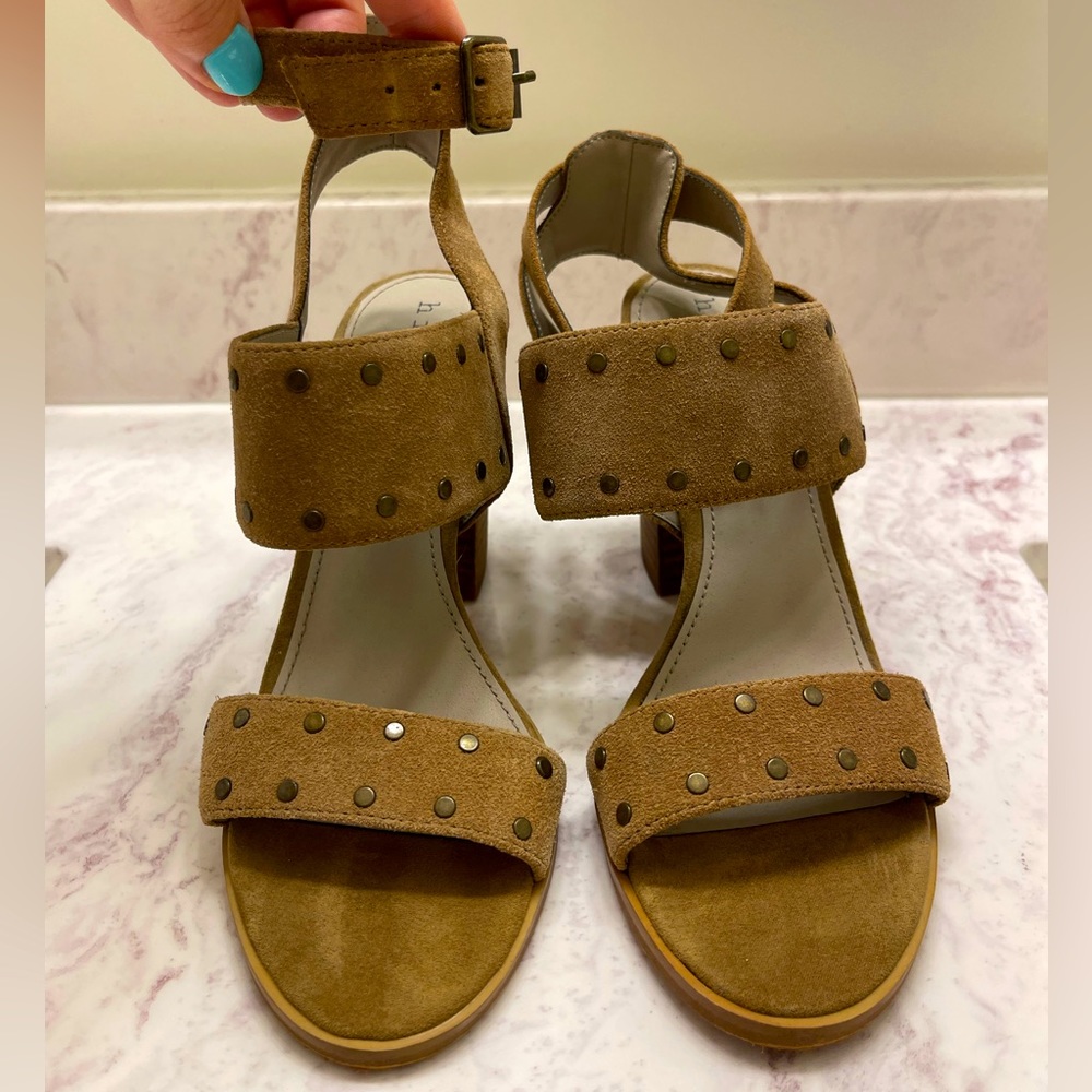 Hinge Shoes - image 1